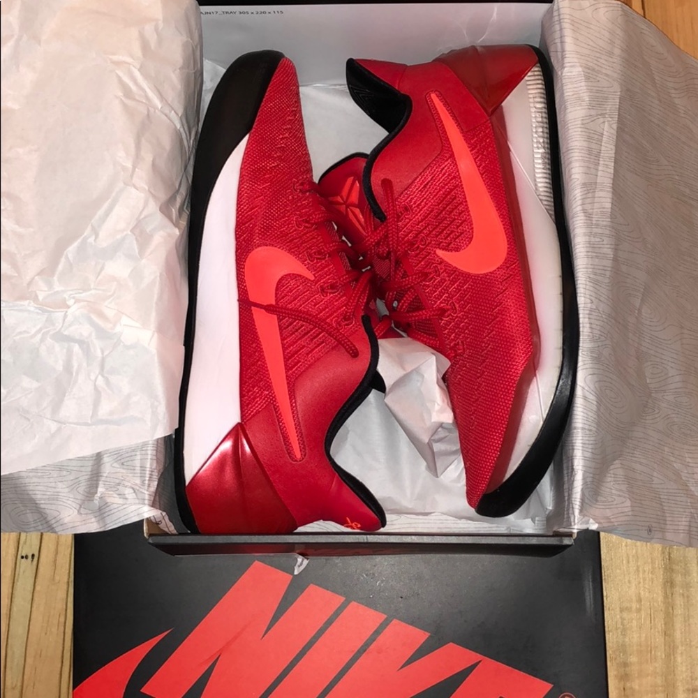 Nike Kobe A.D. “University Red”